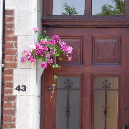 Bed & Breakfast Au Jardin Calme 2*