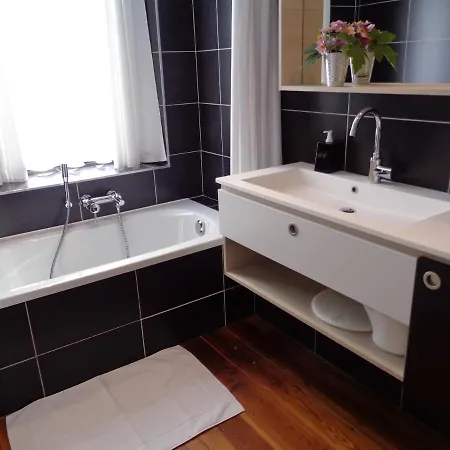 Bed & Breakfast Au Jardin Calme 2*